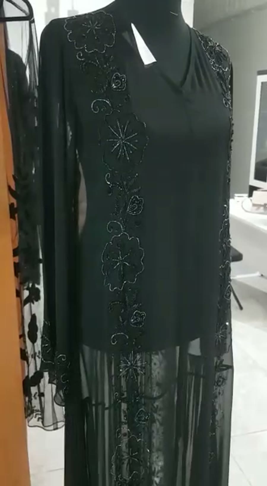Abaya design, video 13
